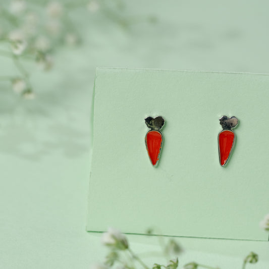 Carrot Earrings in 925 Silver