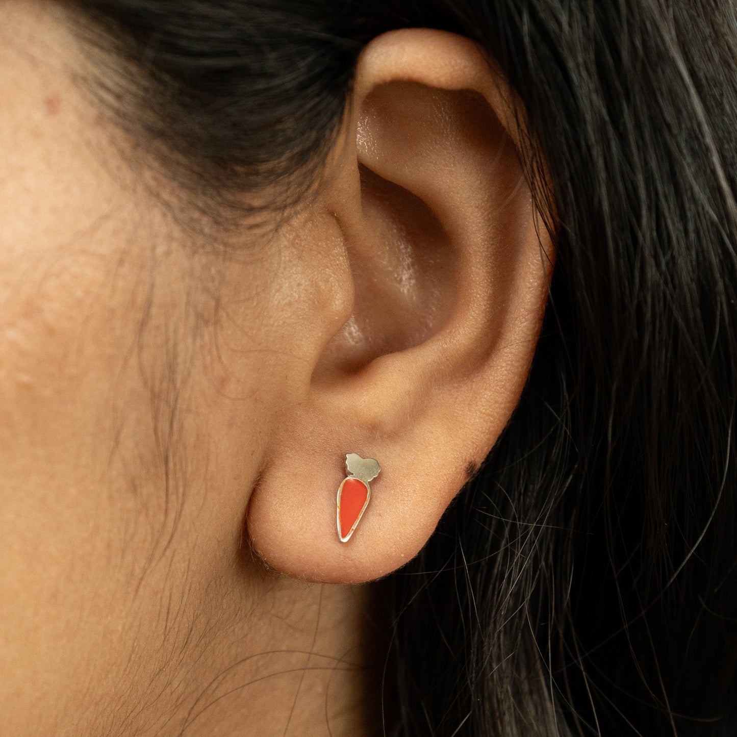 Carrot Earrings in 925 Silver