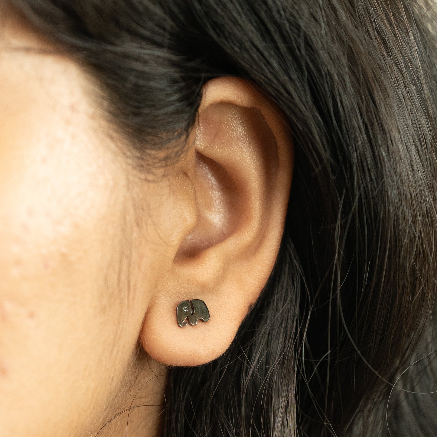 Antique Elephant Earring in 925 Silver
